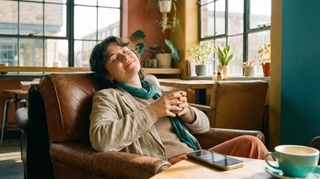 12 Best AI Assistant Apps in 2026 (That Actually Do Things For You)